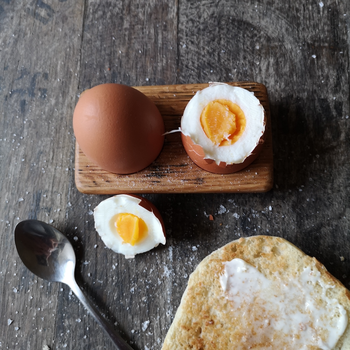 Unusual brown vintage double egg cup with double boiled egg holder